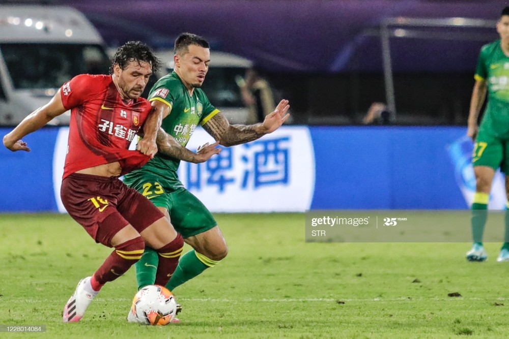 门兴格拉德巴赫训练开放日，清晨伤情更新引欢呼，亚冠在即，赛季目标并未改变